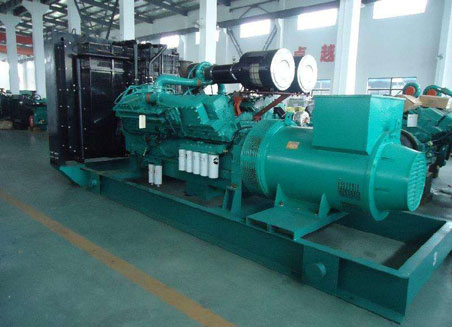 新密800kw康明斯柴油发电机组图片 新密800kw康明斯柴油发电机组图片